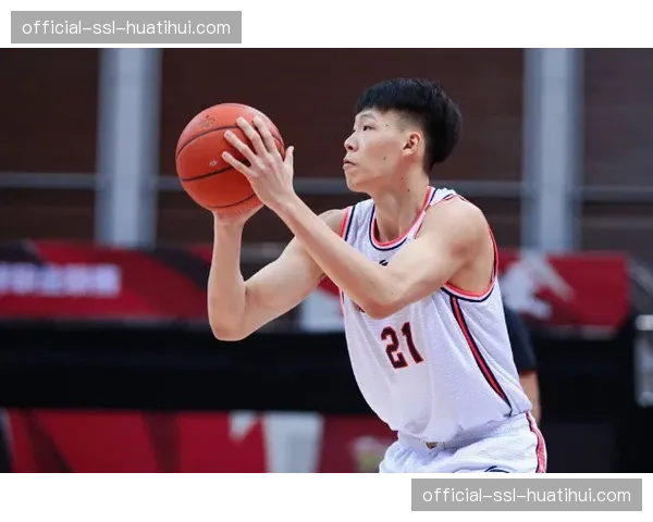 卡瓦尔内收肌伤势反复，或赛季报销并寻求离队